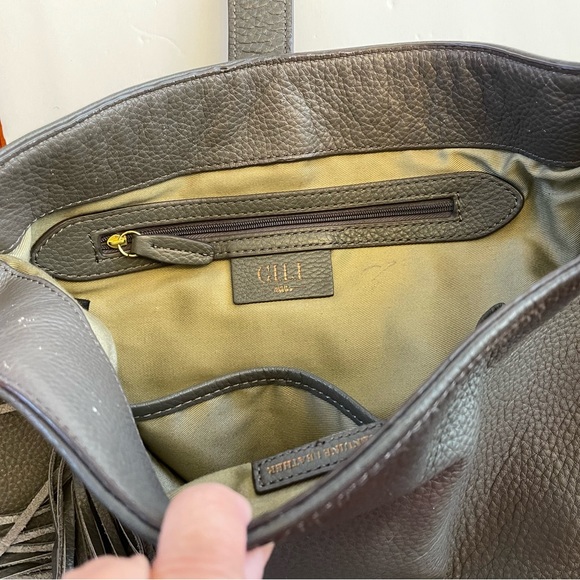 G.I.L.I Grey Leather Hobo Bag - Picture 7 of 11